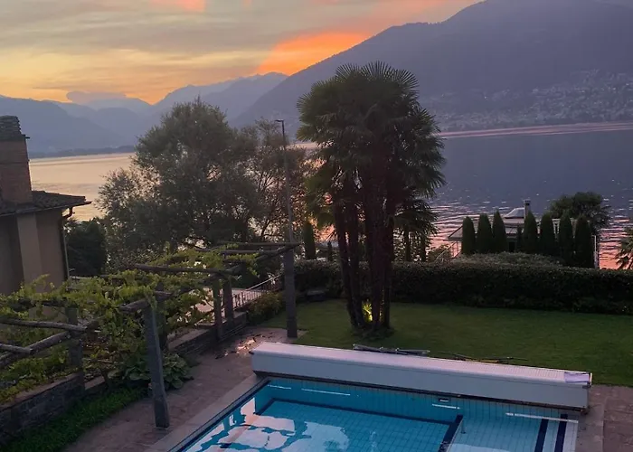 Casa Al - Mit Pool & Privatem Seezugang Gambarogno