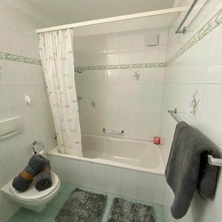Casa Al - Mit Pool & Privatem Seezugang Lejlighed *